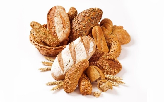 204-664-4 grânulo branco dos Diglycerides GMS40 E471 dos emulsivos naturais do alimento mono