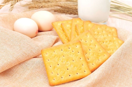 123-94-4 do Monostearate Dispersible da glicerina da água do emulsivo do alimento E471 pó branco