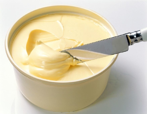 67784-82-1 ésteres do Polyglycerol do emulsivo do produto comestível do pó amarelado gordo dos ácidos PGE E475