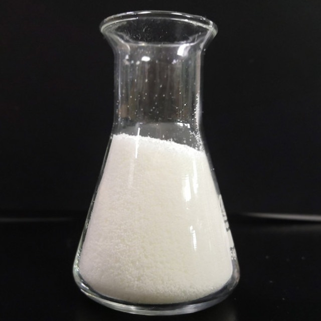 Floco ceroso branco Monostearate destilado 123-94-4 E471 do glicerol para a manteiga da margarina